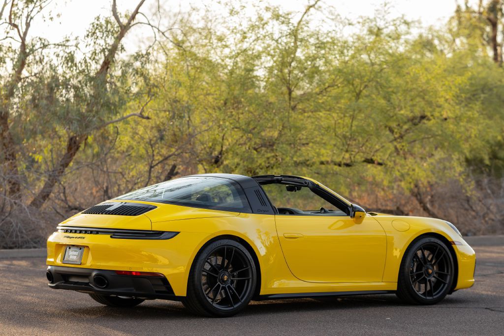 2024 Porsche 911 Image 238