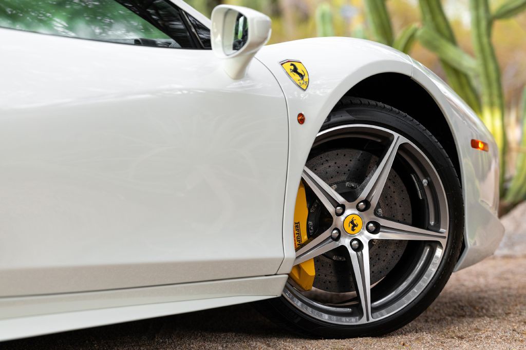 2015 Ferrari 458 ITALIA Image 10