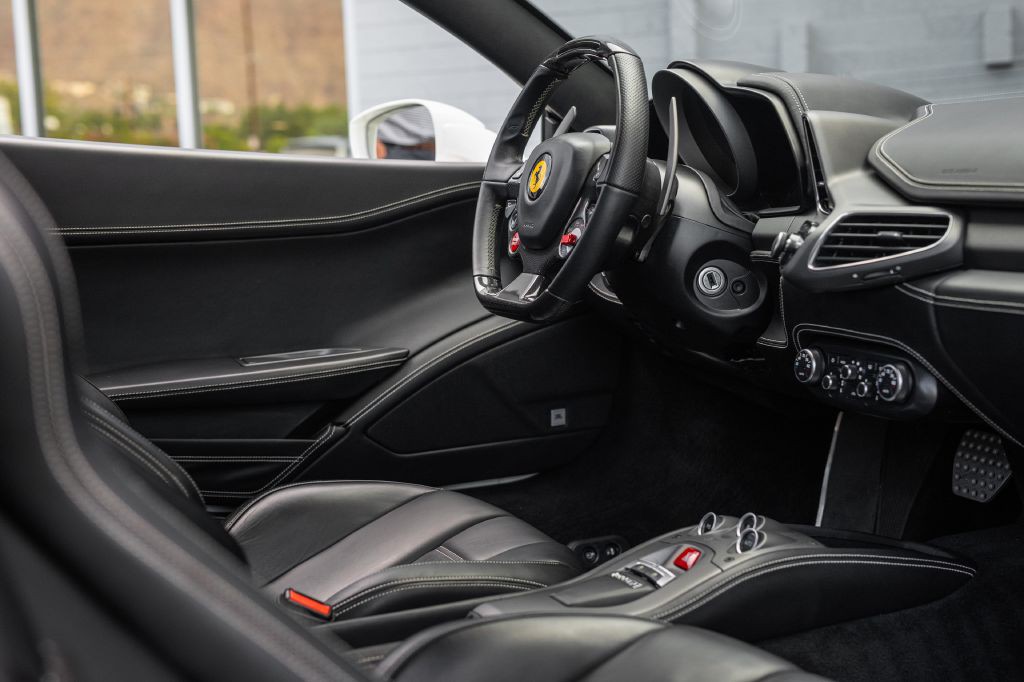 2015 Ferrari 458 ITALIA Image 76