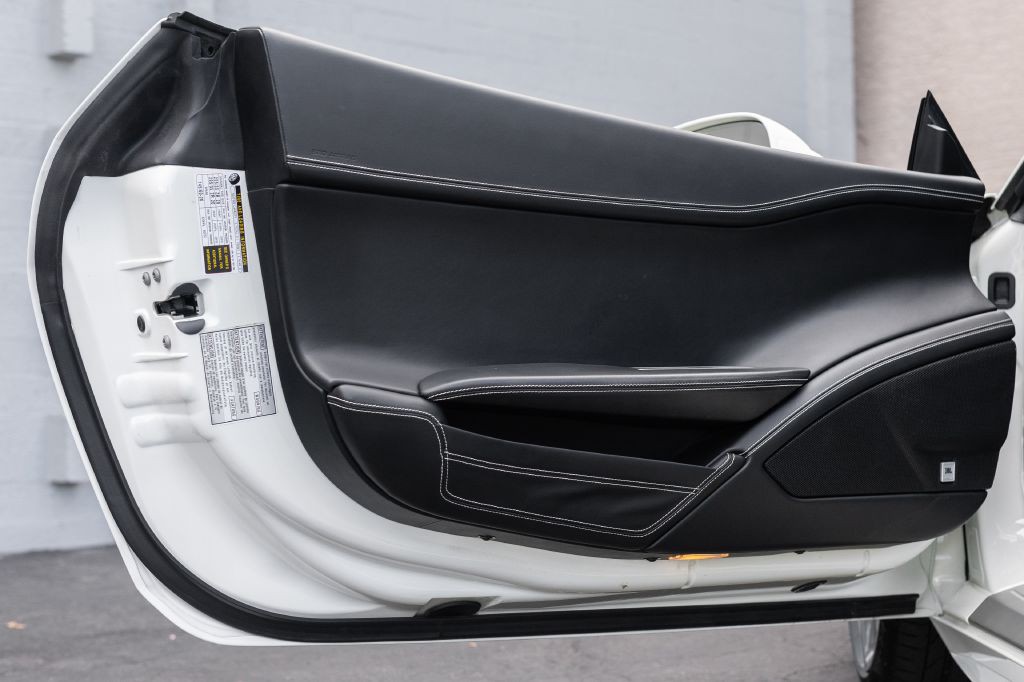 2015 Ferrari 458 ITALIA Image 78