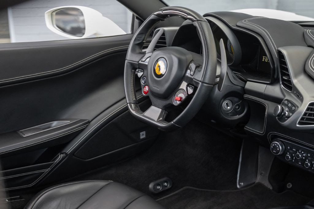 2015 Ferrari 458 ITALIA Image 93