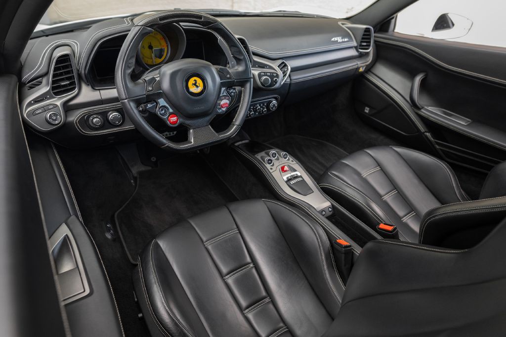 2015 Ferrari 458 ITALIA Image 131