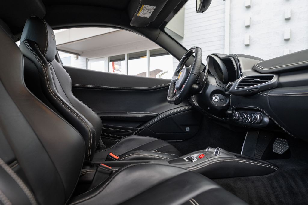 2015 Ferrari 458 ITALIA Image 140