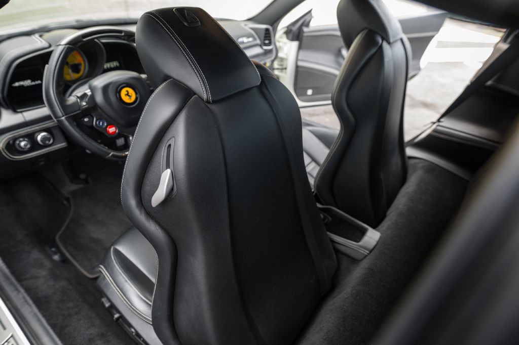 2015 Ferrari 458 ITALIA Image 147