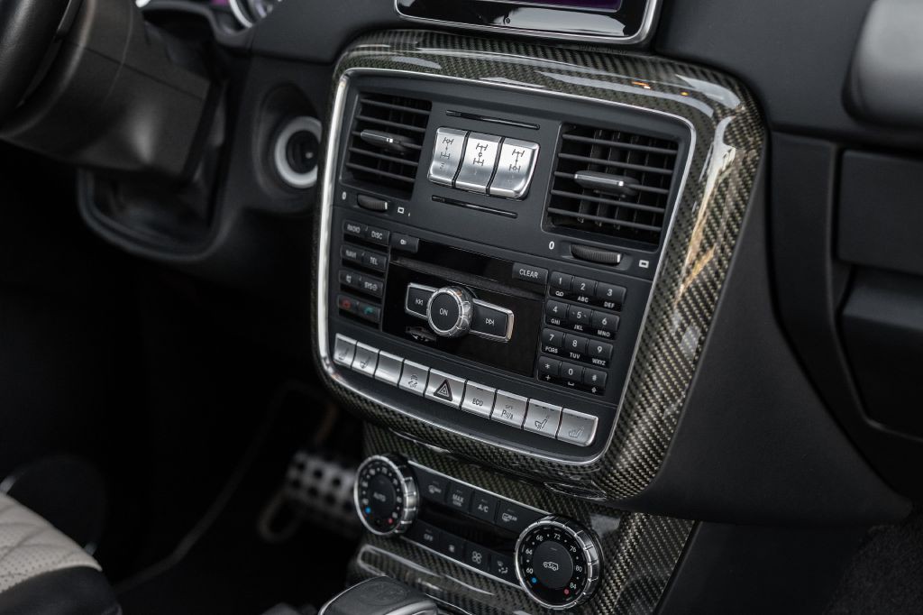 2014 Mercedes-Benz G-Class Image 38