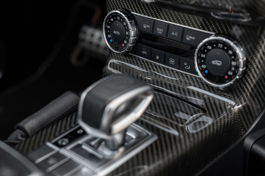 2014 Mercedes-Benz G-Class Image 39
