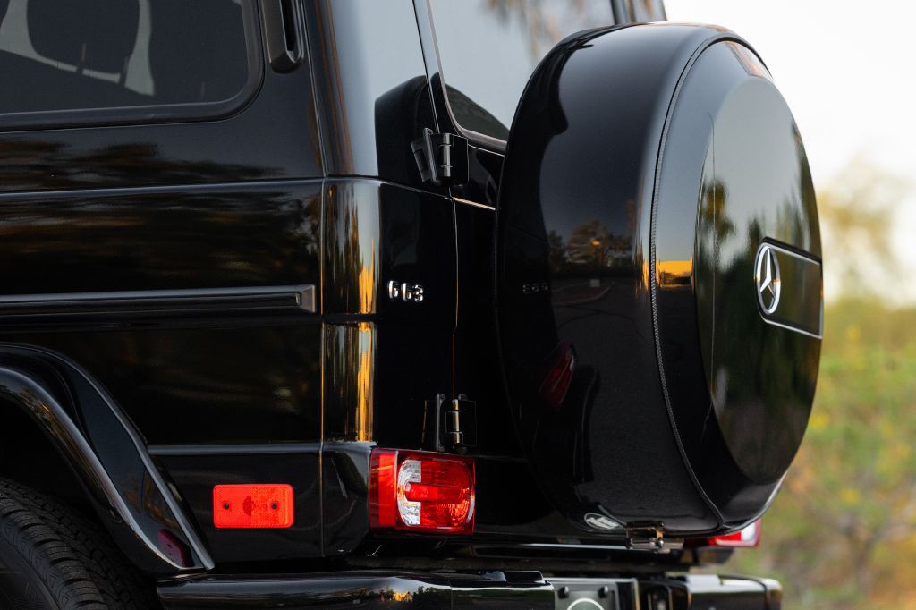 2014 Mercedes-Benz G-Class Image 238