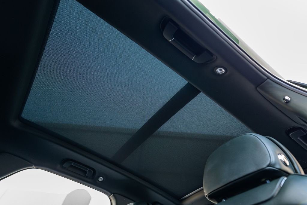 2021 Bentley Bentayga Image 11