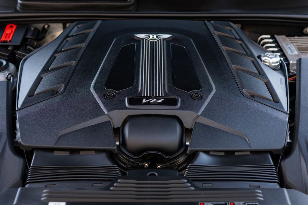 2021 Bentley Bentayga Image 70