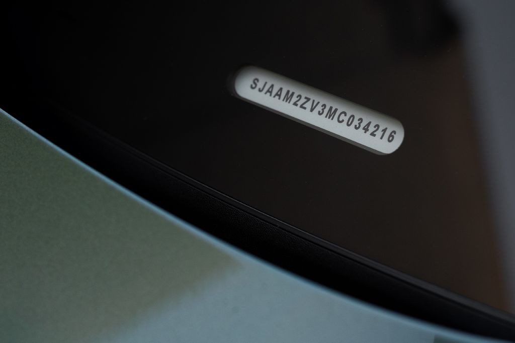 2021 Bentley Bentayga Image 82