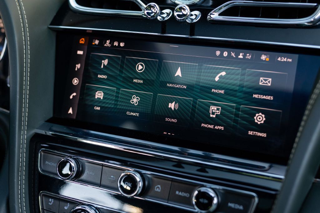 2021 Bentley Bentayga Image 88
