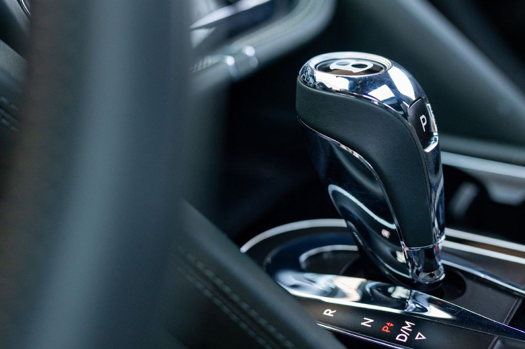 2021 Bentley Bentayga Image 108