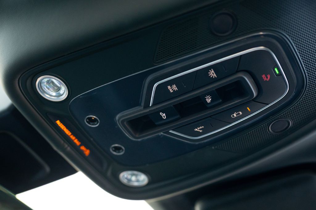 2021 Bentley Bentayga Image 121