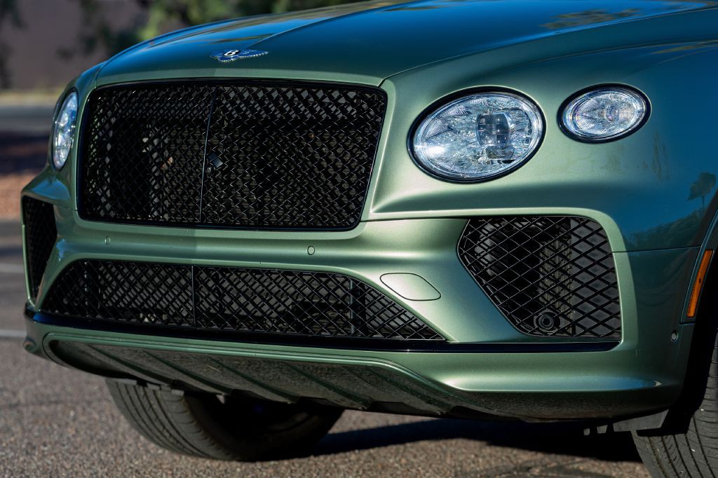 2021 Bentley Bentayga Image 169