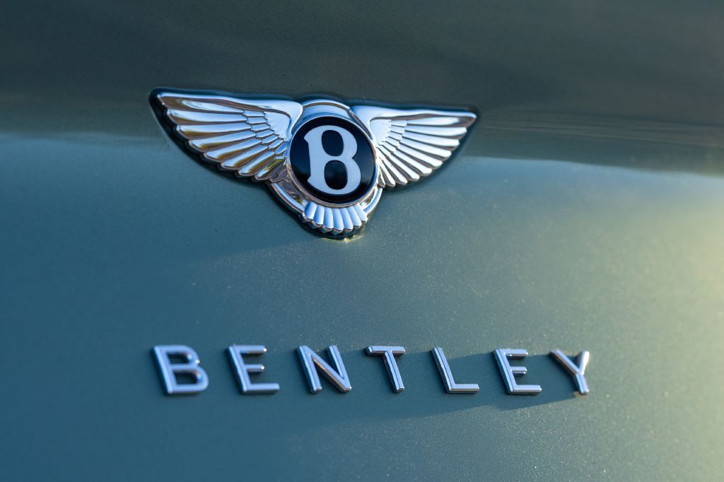2021 Bentley Bentayga Image 196
