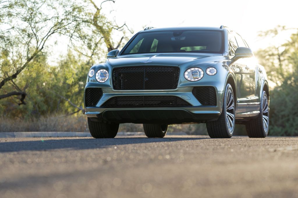 2021 Bentley Bentayga Image 200