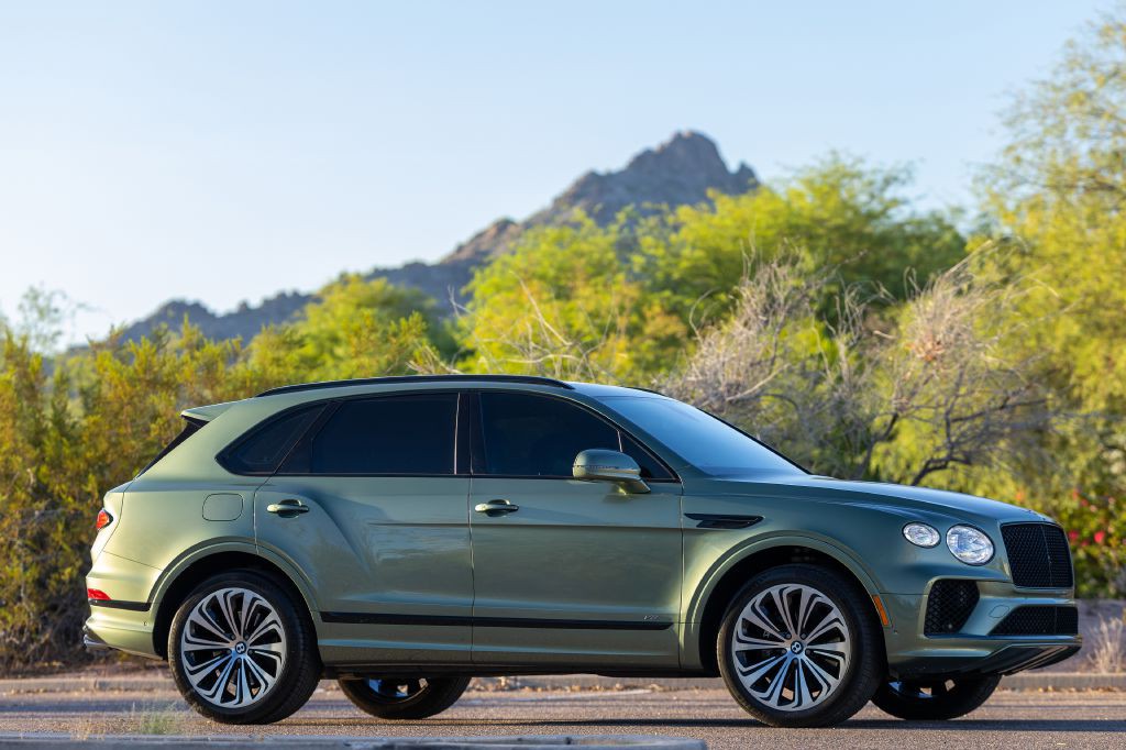 2021 Bentley Bentayga Image 204