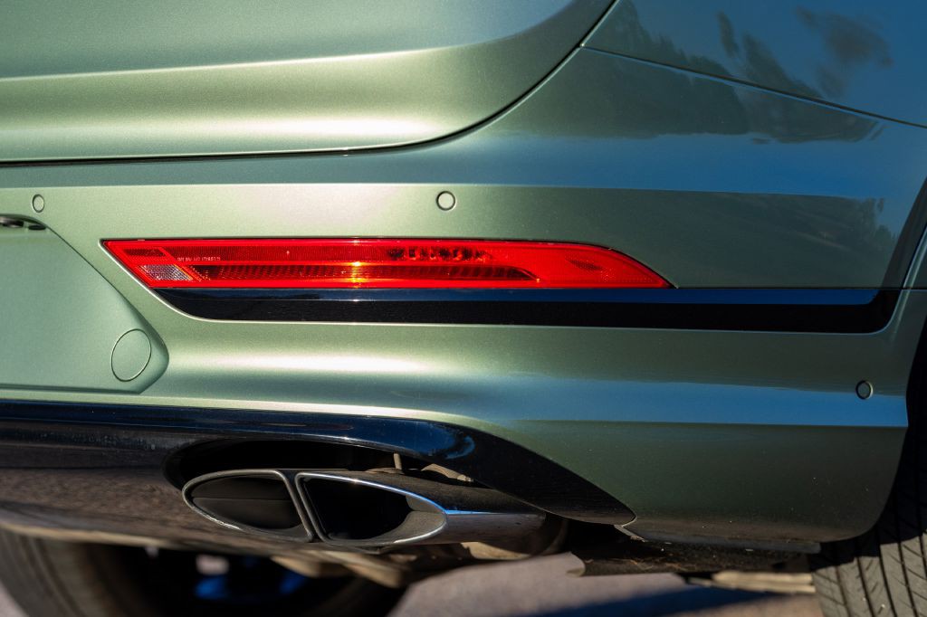 2021 Bentley Bentayga Image 206