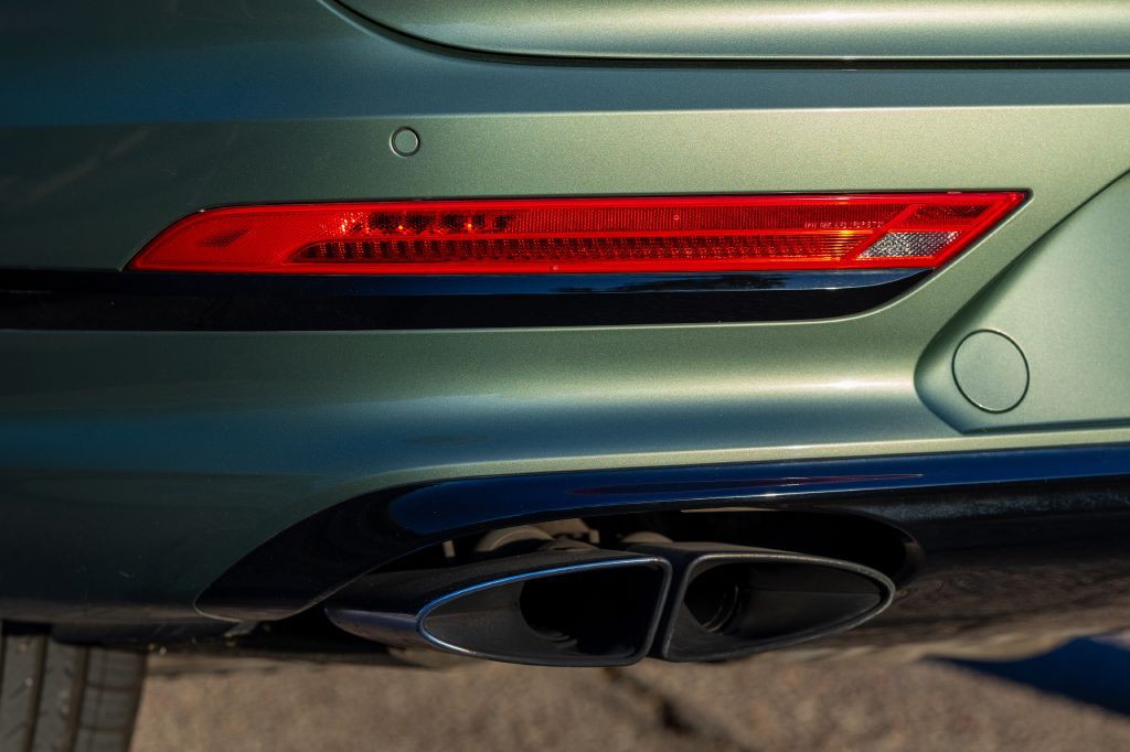2021 Bentley Bentayga Image 214