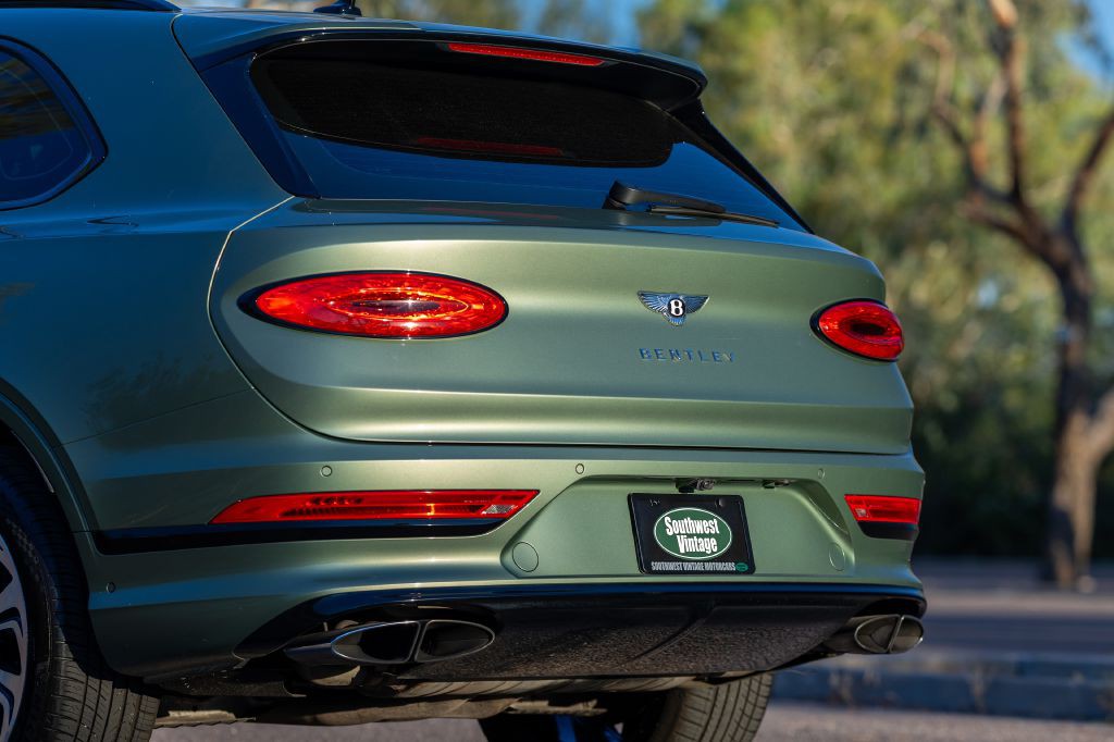 2021 Bentley Bentayga Image 217