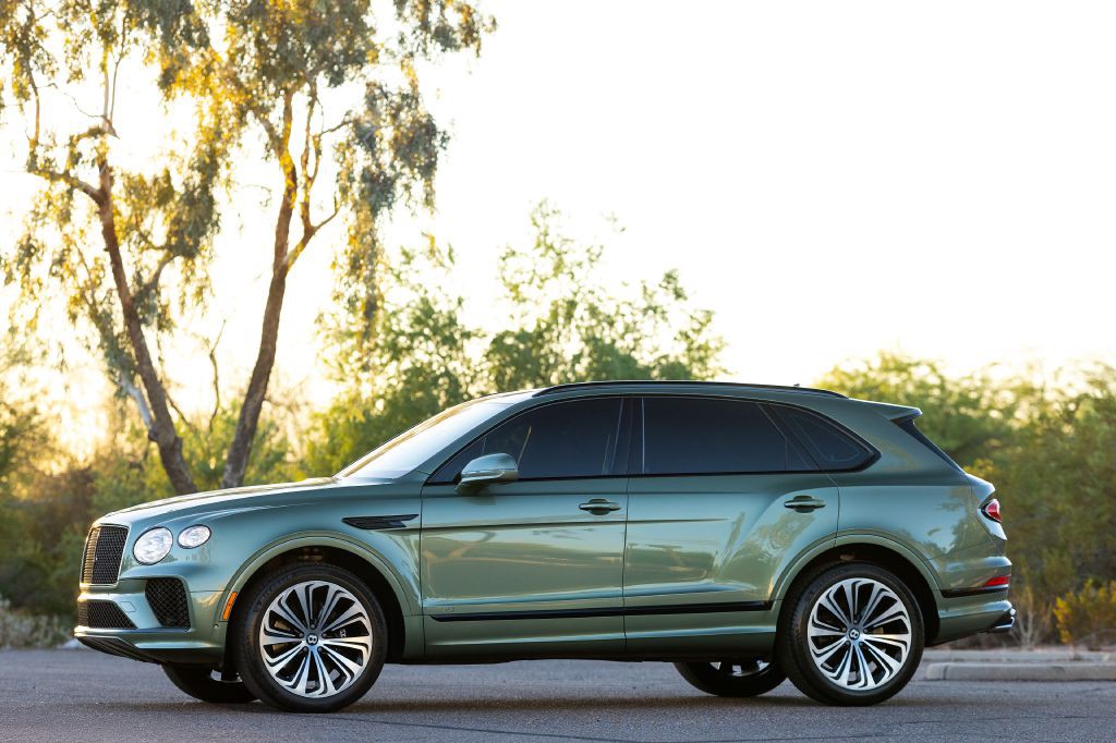 2021 Bentley Bentayga Image 234