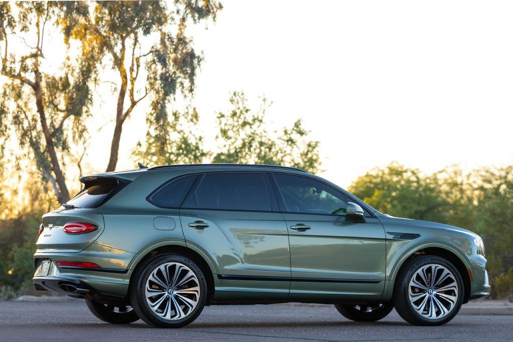 2021 Bentley Bentayga Image 239