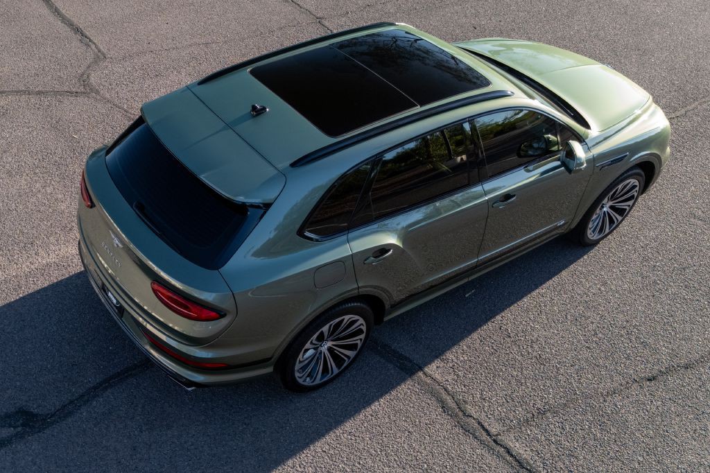 2021 Bentley Bentayga Image 251