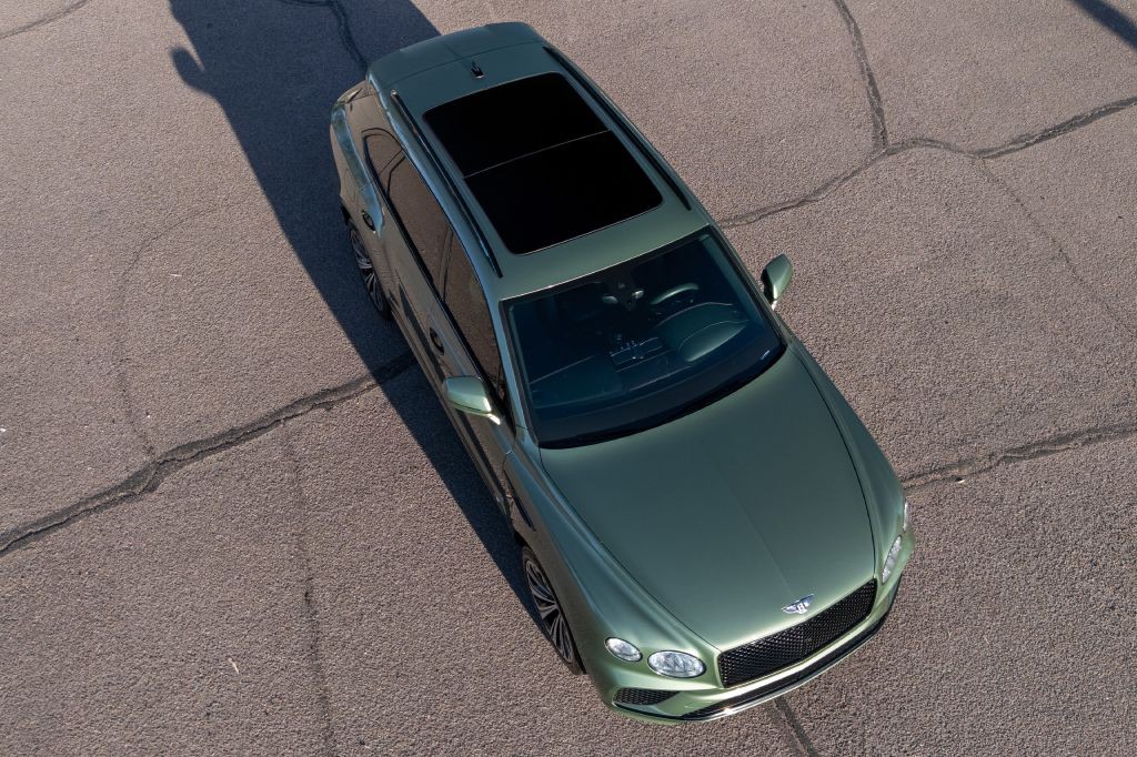 2021 Bentley Bentayga Image 257