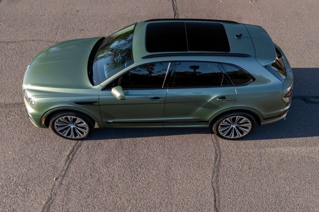 2021 Bentley Bentayga Image 263