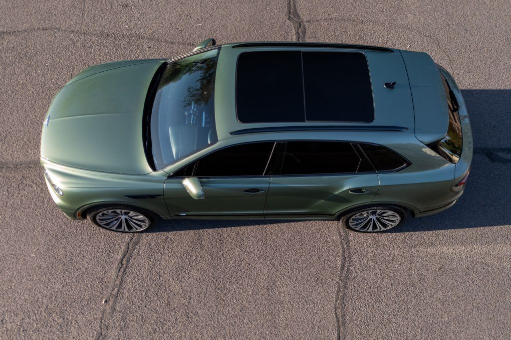 2021 Bentley Bentayga Image 264