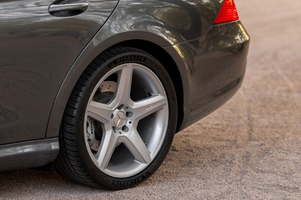 2007 Mercedes-Benz CLS-Class Image 12