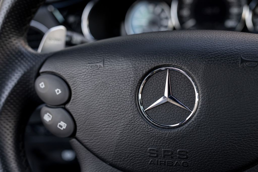 2007 Mercedes-Benz CLS-Class Image 33