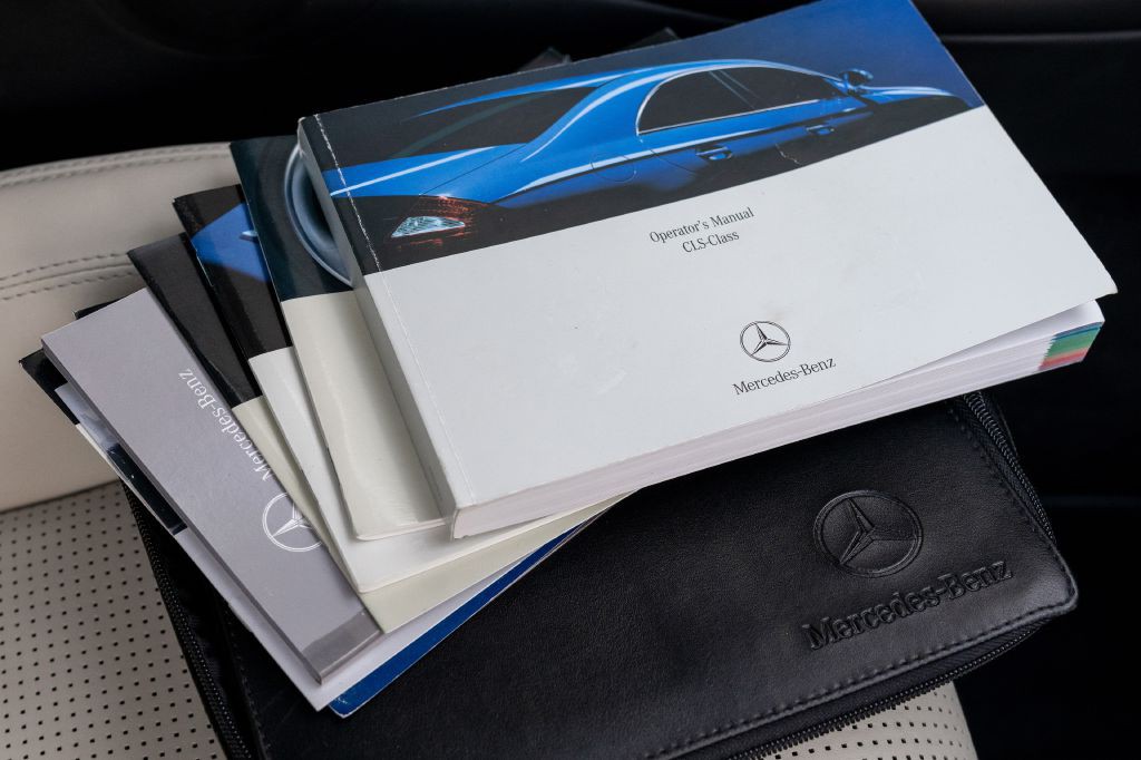 2007 Mercedes-Benz CLS-Class Image 49