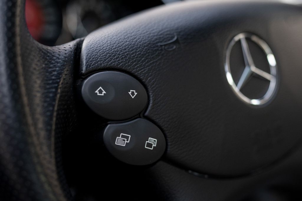 2007 Mercedes-Benz CLS-Class Image 62