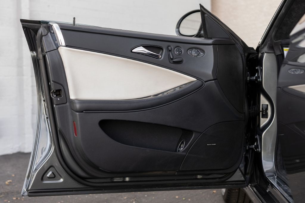 2007 Mercedes-Benz CLS-Class Image 74
