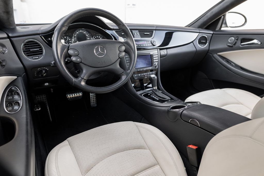 2007 Mercedes-Benz CLS-Class Image 122