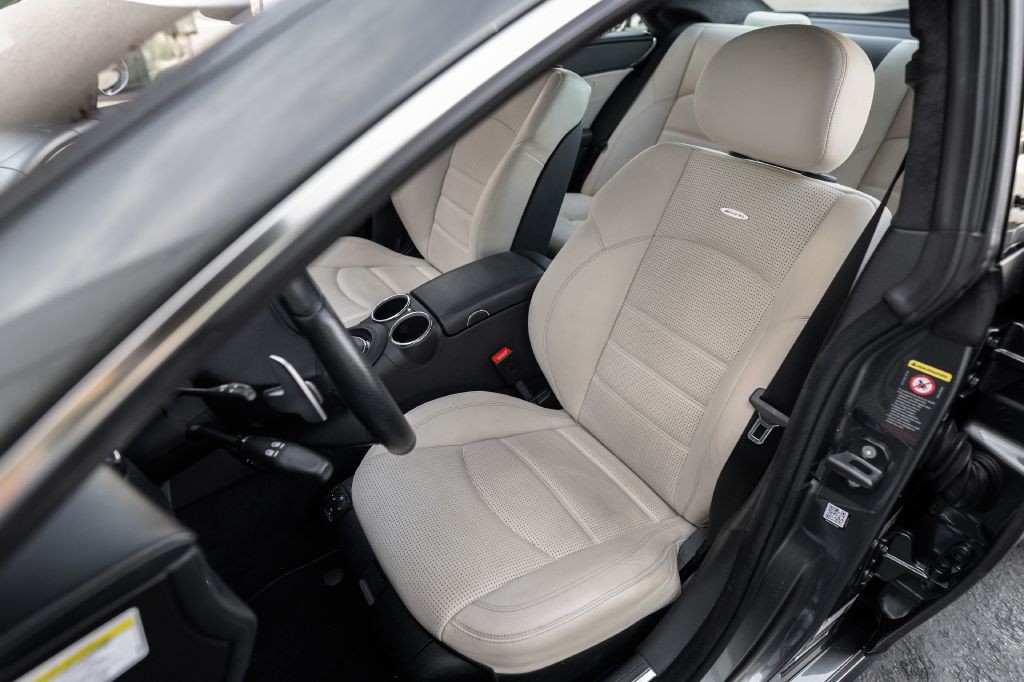 2007 Mercedes-Benz CLS-Class Image 137