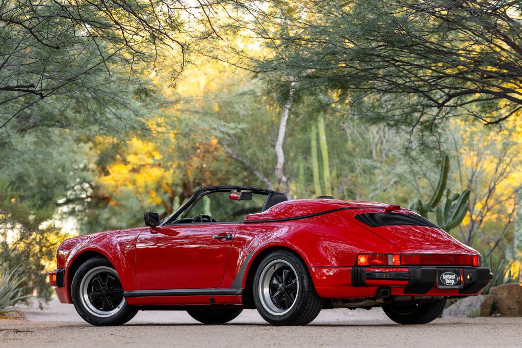 1989 Porsche 911 Image 4