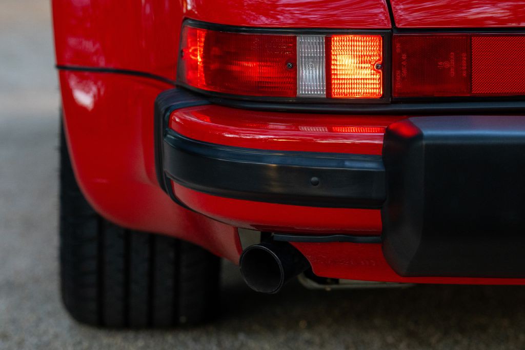 1989 Porsche 911 Image 6