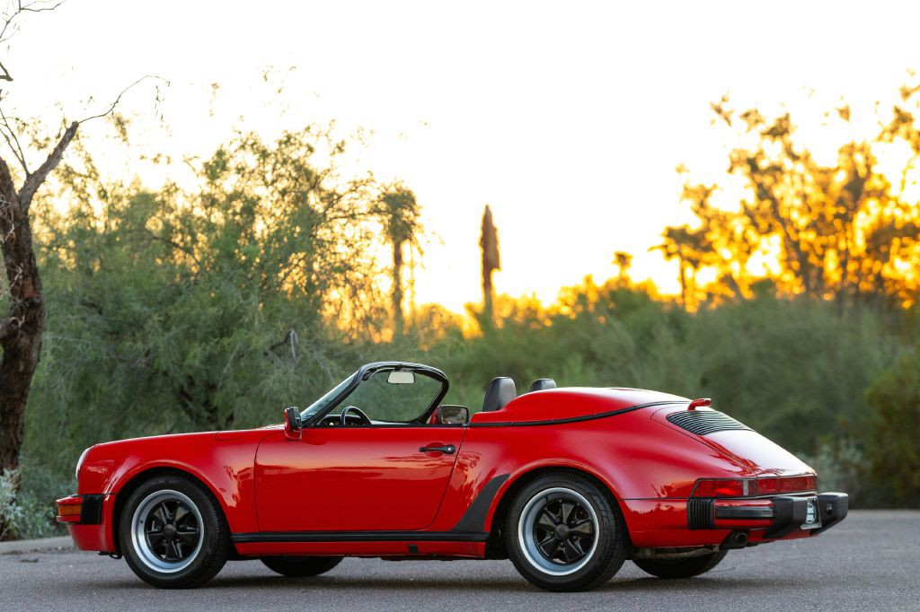 1989 Porsche 911 Image 13