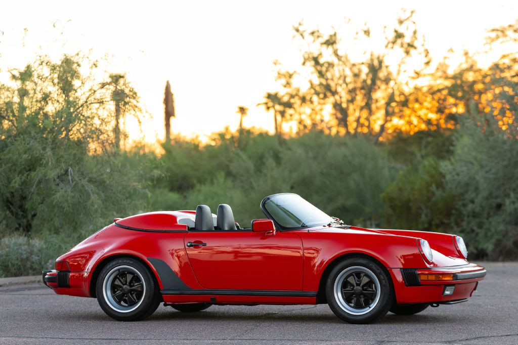 1989 Porsche 911 Image 22