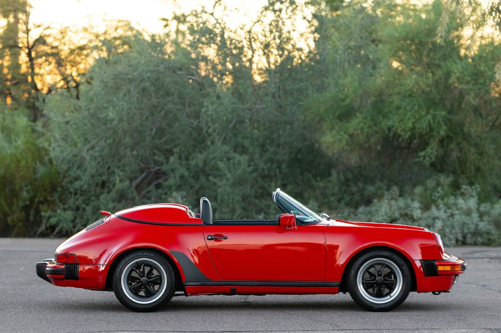 1989 Porsche 911 Image 23