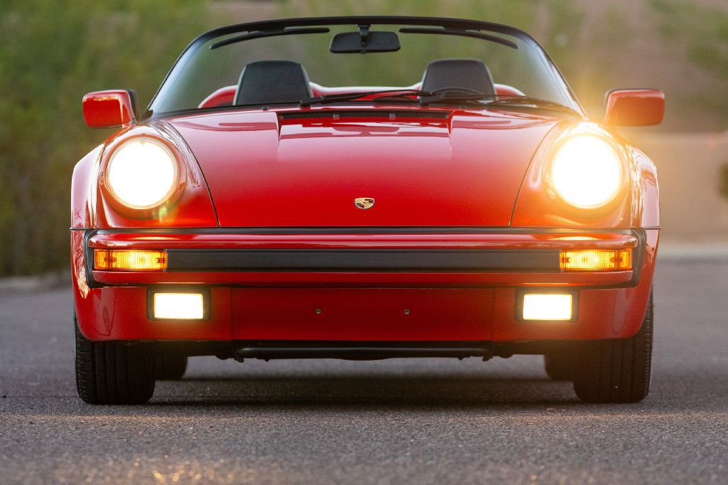 1989 Porsche 911 Image 29