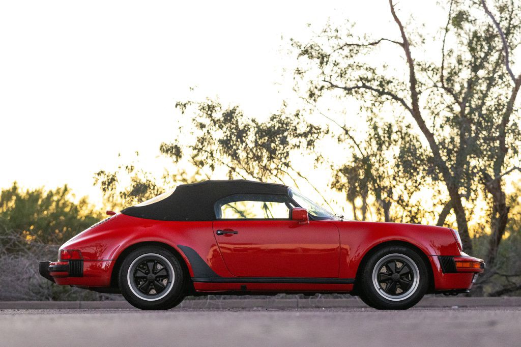 1989 Porsche 911 Image 37