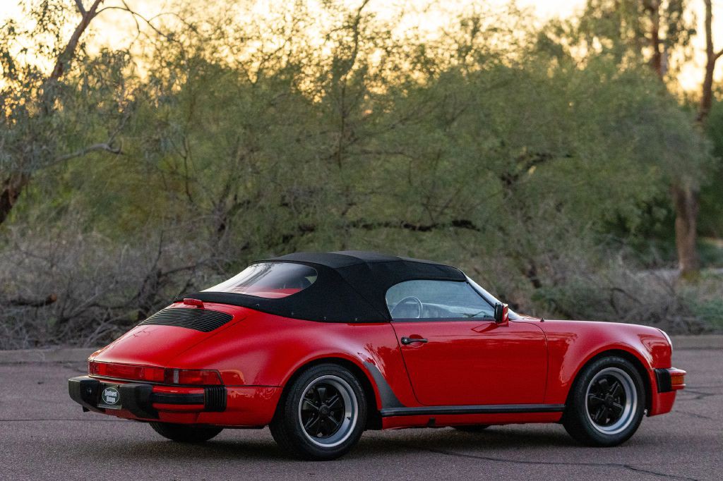 1989 Porsche 911 Image 39