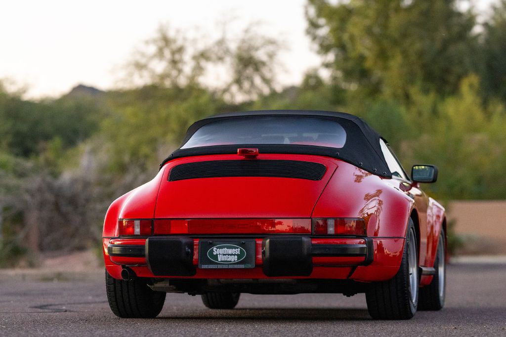 1989 Porsche 911 Image 41