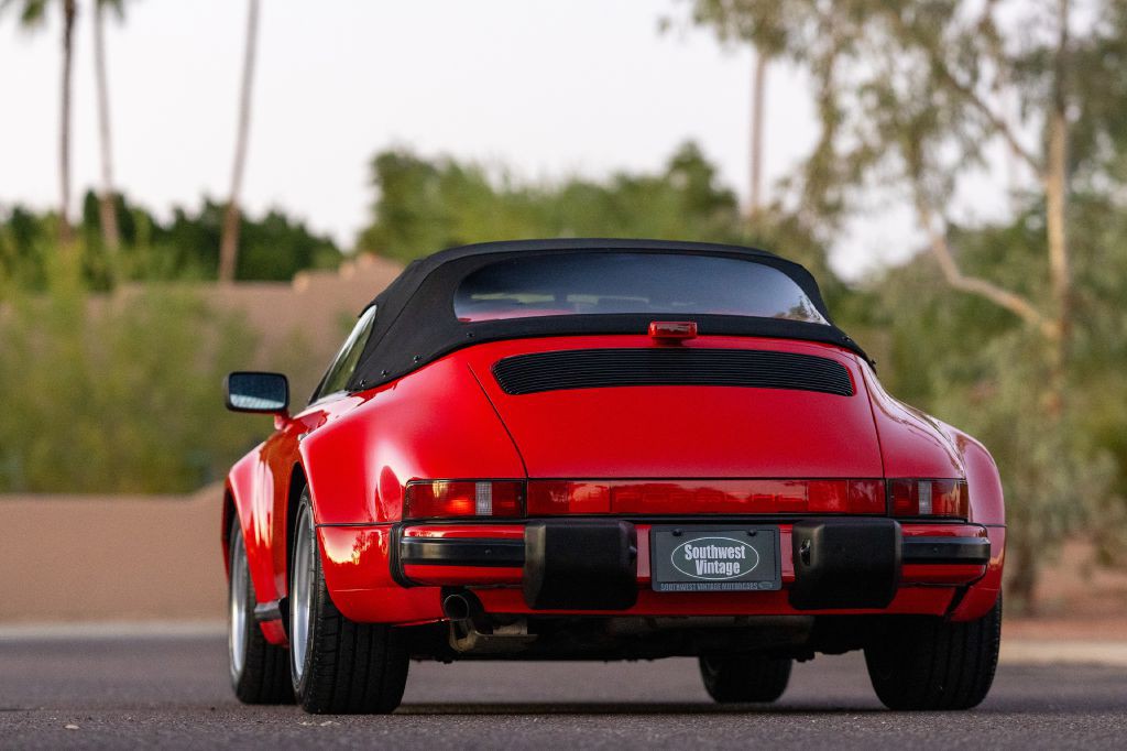 1989 Porsche 911 Image 43