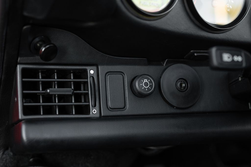 1989 Porsche 911 Image 117