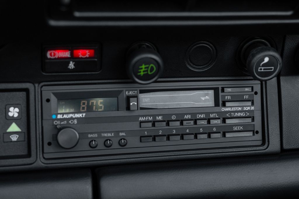 1989 Porsche 911 Image 121