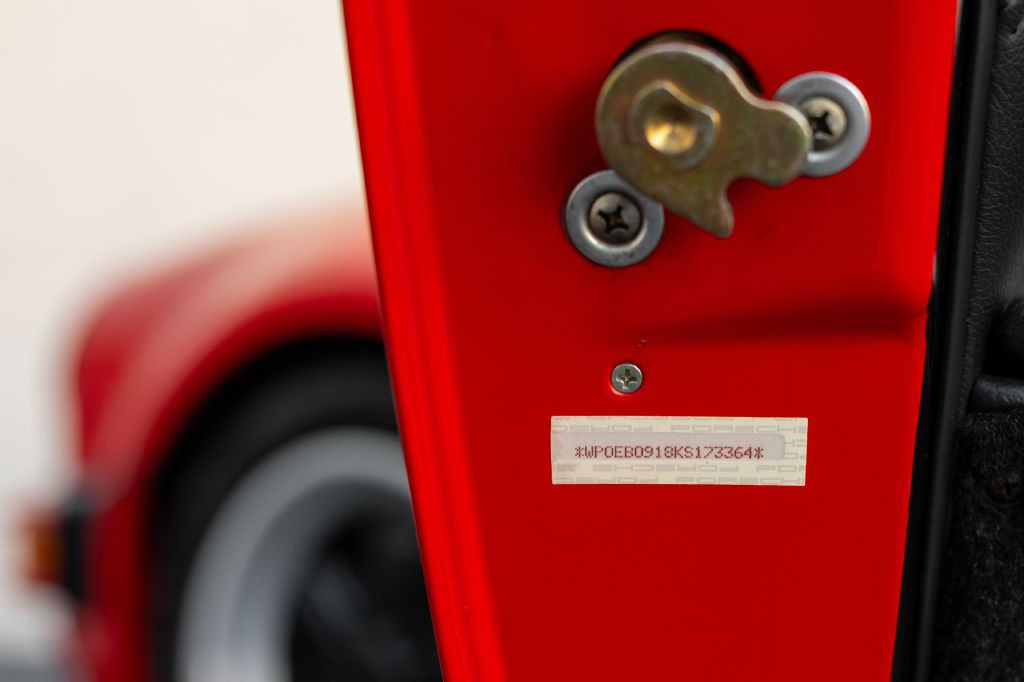 1989 Porsche 911 Image 128